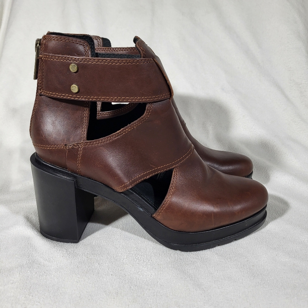 Sorel Margo Cut Out Waterproof Booties / Sandales Size 8 - Picture 3 of 9
